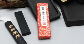 KALIGRAFIE A TUŠOVÁ MALBA 