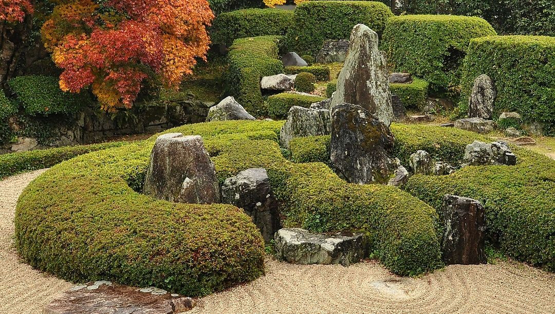 Raikyu-ji s ostrovy jeřába a želvy