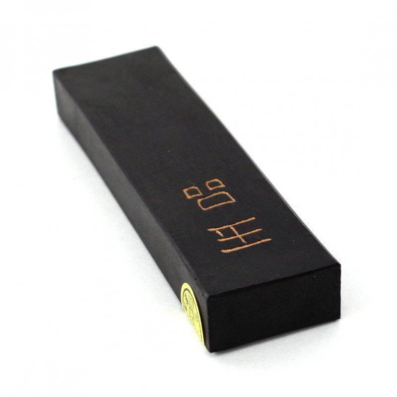 tuš na kaligrafii pevná