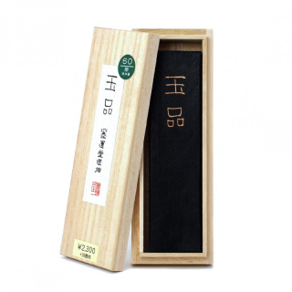 tuš na kaligrafii pevná