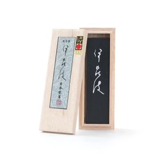 tuš na kaligrafii pevná ***